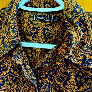 Cruel girl rodeo shirt Large. Snap up the front and sleeves.